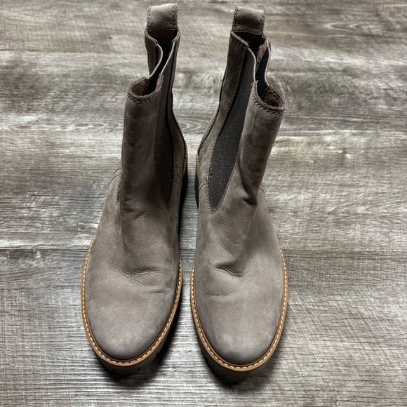 Timberland Courmayeur Valley Boots Size 11 - Picture 4 of 8